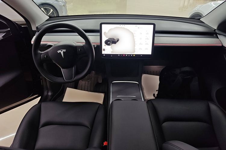 Used Tesla Model Y 2023 Rear-Wheel-Drive Version
