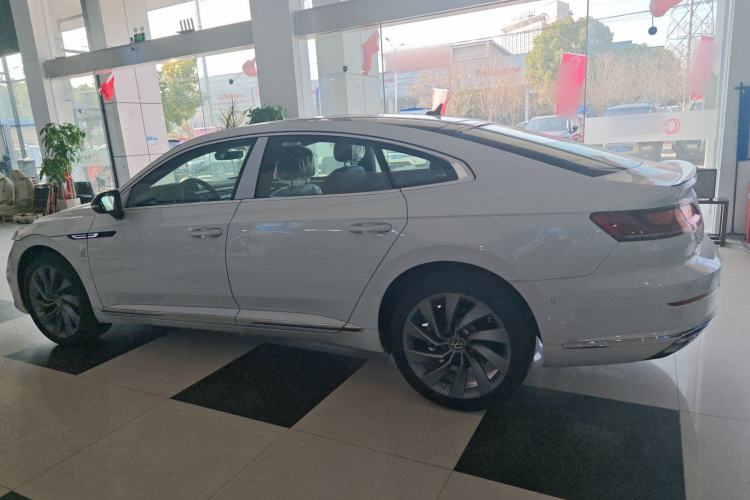 Used Volkswagen FAW-Volkswagen CC 2024 380TSI Striking All-Encompassing Edition
