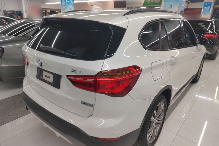 Used BMW X1 2016 xDrive20Li Luxury Model
