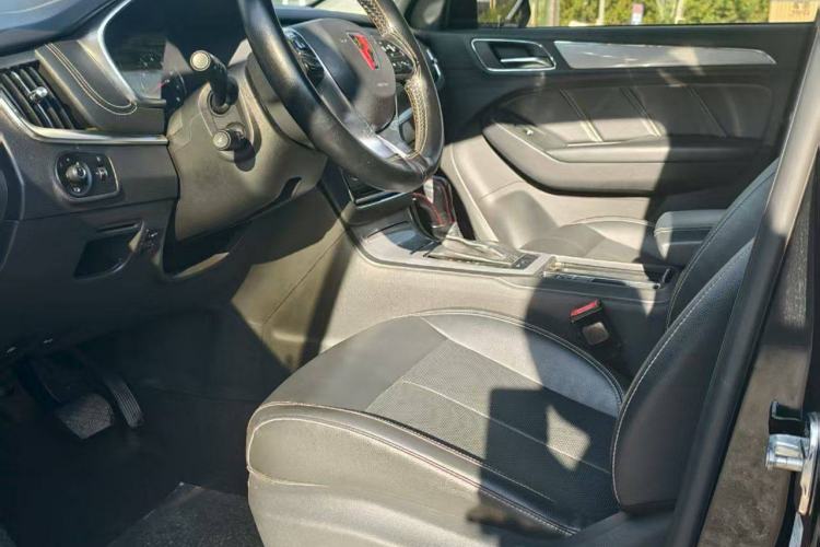 Used Roewe RX5 2018 20T Two-Wheel Drive Automatic Flagship Edition
