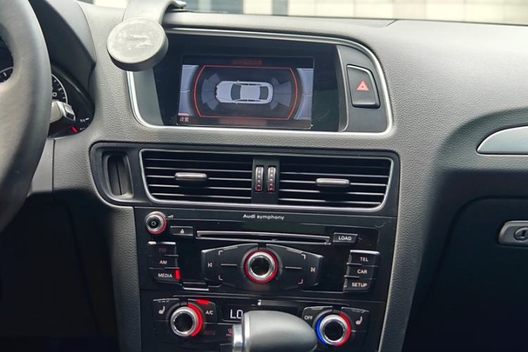 Used Audi Q5 2017 Plus 40 TFSI Technology Model
