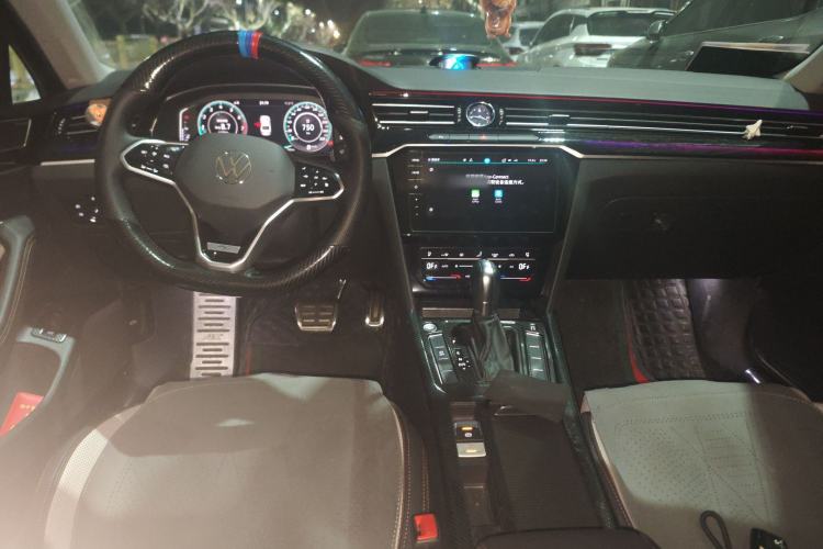 Used Volkswagen Magotan 2023 2 Million Units Commemorative Edition 330TSI DSG Luxury Version