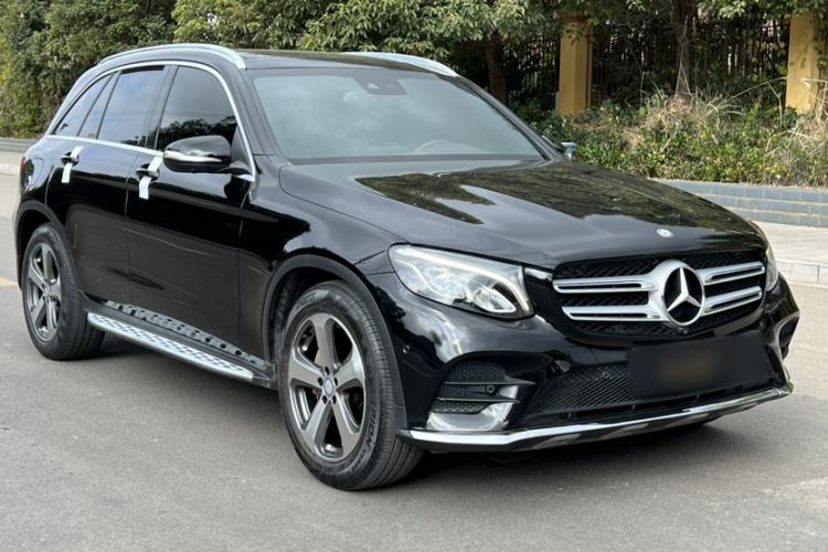 Used Mercedes-Benz GLC 2016 GLC 260 4MATIC Luxury Model
