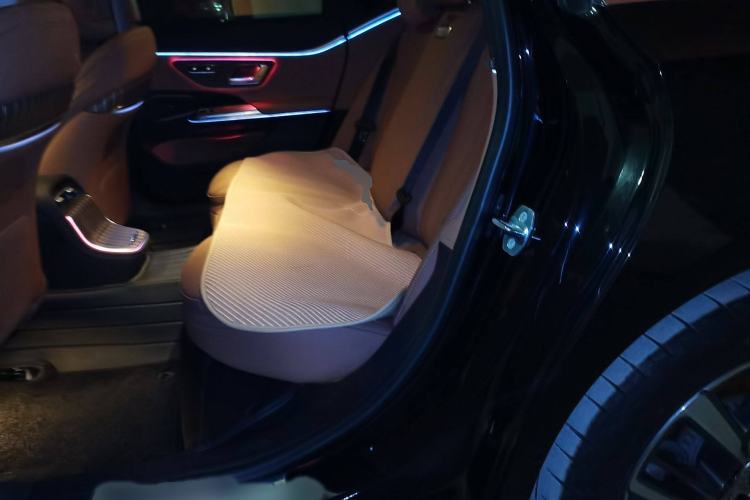 Used Mercedes-Benz E-Class 2024 Refresh E 300 L Stylish Edition
