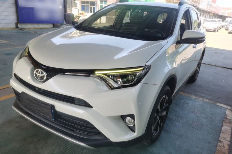 Used Toyota RAV4 2016 2.0L CVT Two-Wheel Drive Smart Edition China V Standard
