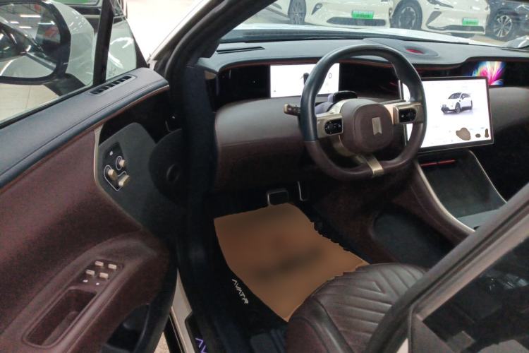 Used Avatr 11 2022 Long-Range Dual-Motor Luxury Edition 5 Seats