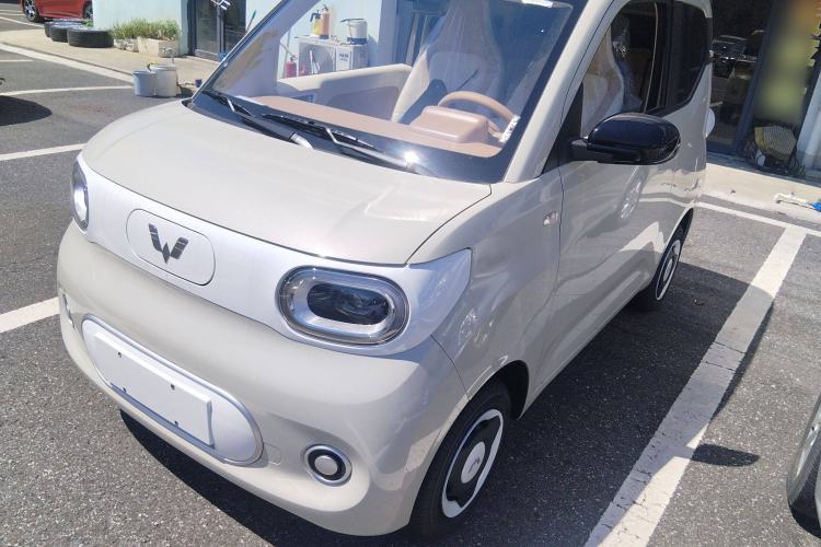 Used Wuling Hongguang MINIEV 2025 Base Version
