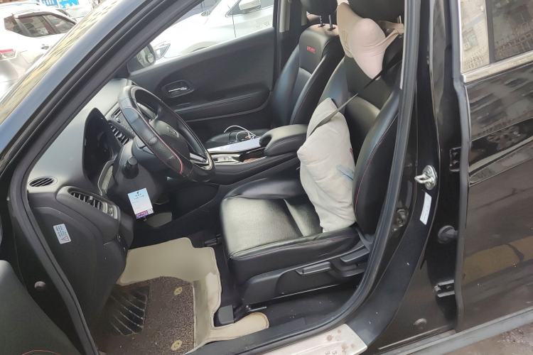 Used Honda Vezel 2015 1.5L CVT two-wheel drive Comfort trim
