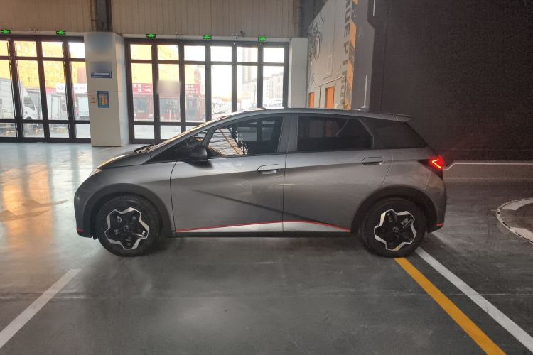 Used BYD Dolphin 2021 405 km Fashion Edition
