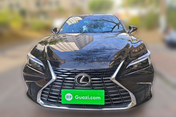 Used Lexus ES 2025 Model, 200 Special Edition

