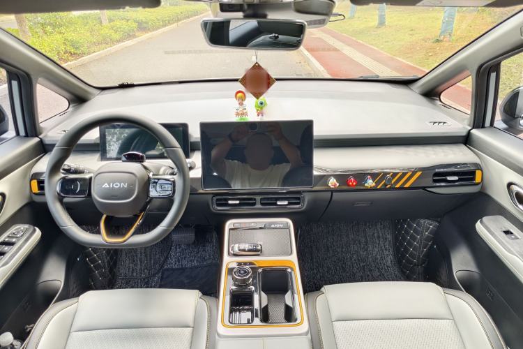 Used AION Y 2022 70 Tech Edition Lithium Iron Phosphate