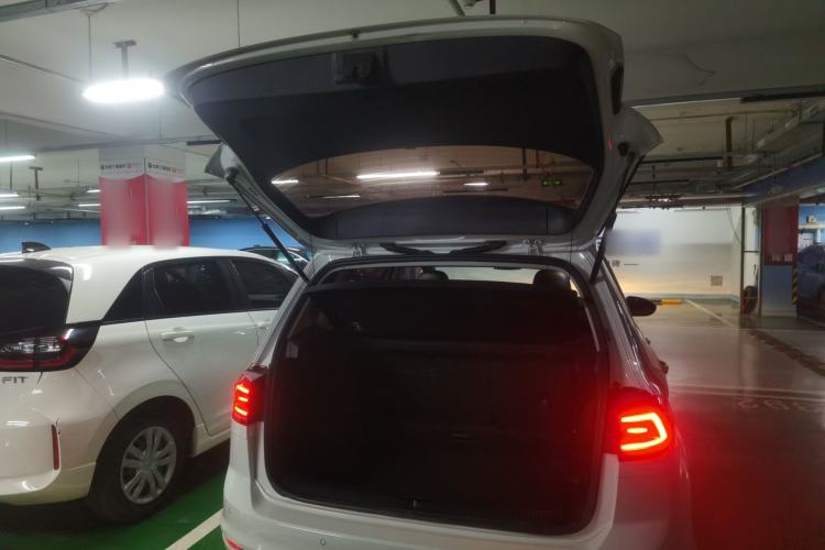 Used Volkswagen Golf Sportsvan 2016 280TSI Automatic Luxury Model