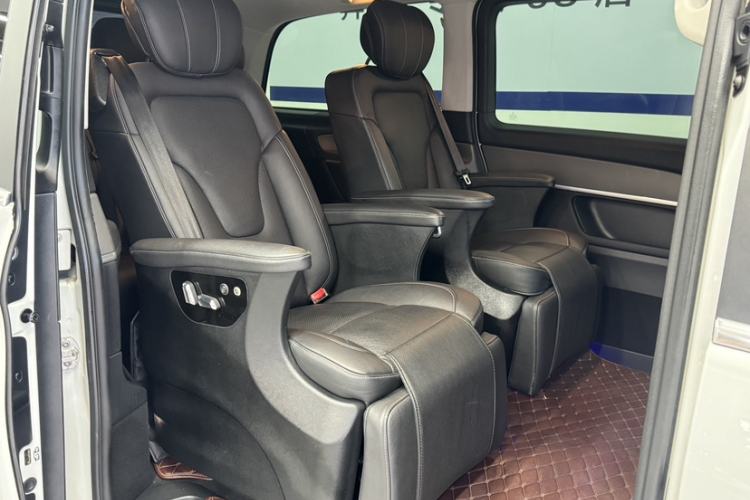 Used Mercedes-Benz V-Class 2017 V250 2.0T U.S. Spec
