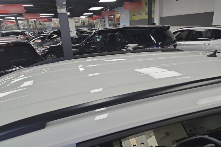 Used Volkswagen Tiguan L 2021 280TSI Automatic Two-Wheel Drive Comfort Edition – Low-Trim Version
