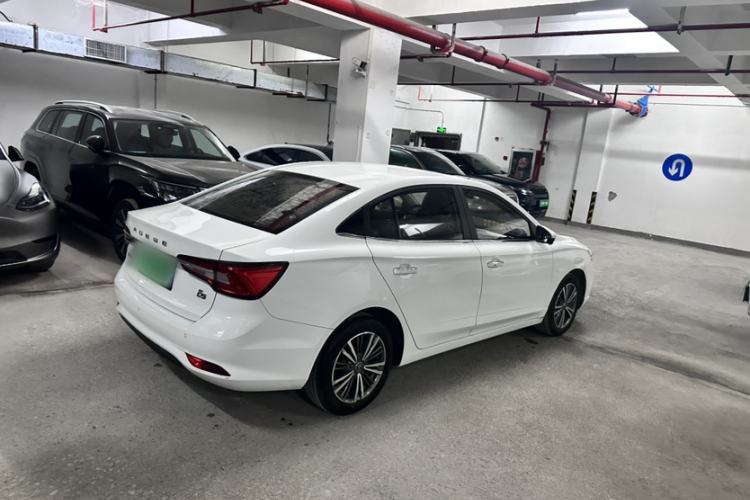 Used Roewe i5 2019 1.5L Automatic 4G Connected Linghao Flagship Edition

