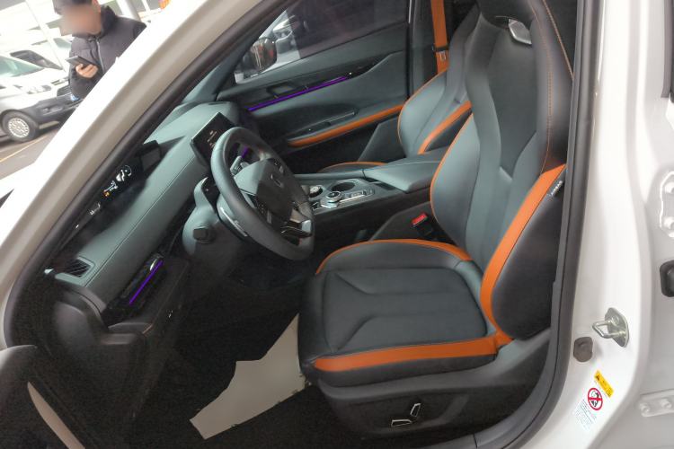 Used Changan UNI-V 2023 1.5T Prestige Model
