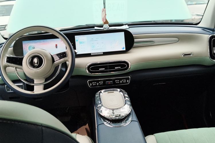 Used ORA Ballet Cat 2022 401 km Nutcracker Edition