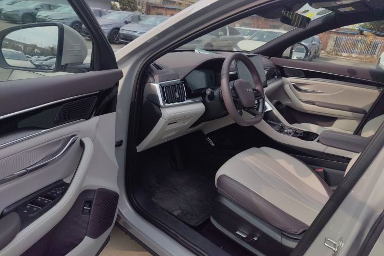 Used BYD Song PLUS New Energy 2025 DM-i Smart Drive 112KM Prestige Model