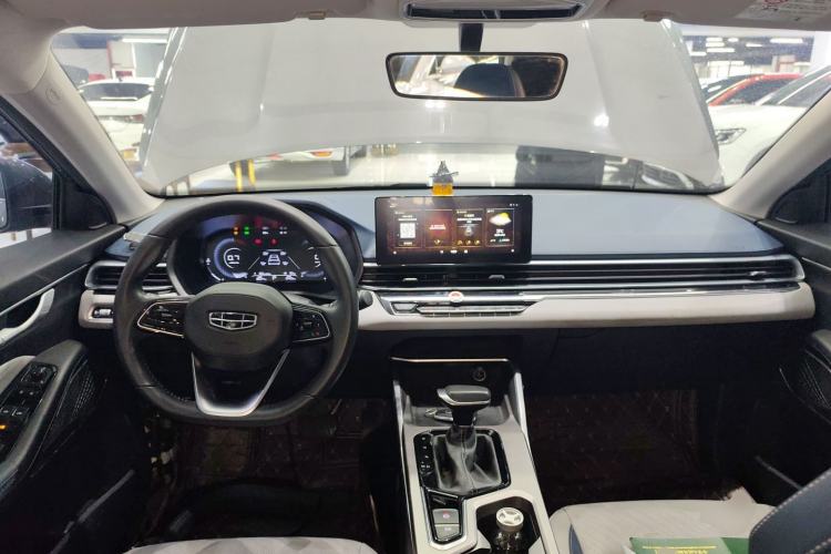 Used Geely Auto Emgrand 2022 4th Generation 1.5L CVT Flagship Model