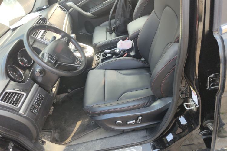 Used Haval H6 2015 Sport Edition 1.5T Automatic Two-Wheel Drive Luxury Model
