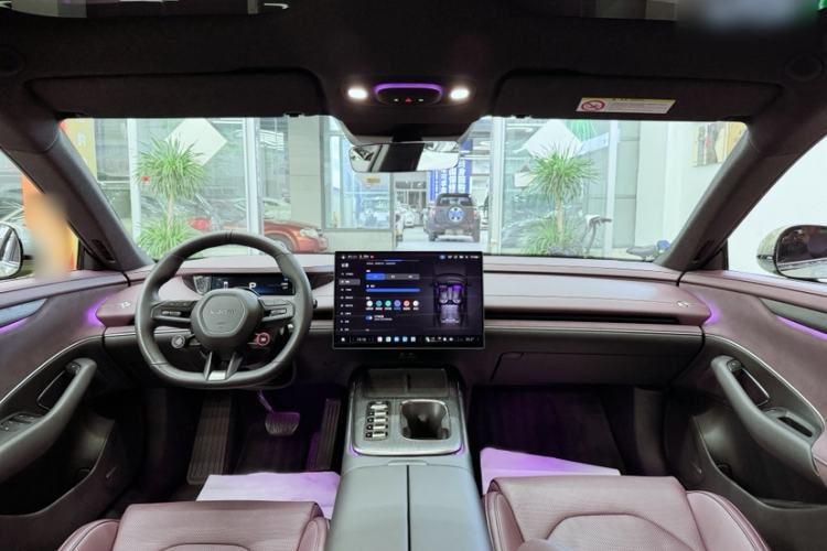 Used  SU7 2024 Rear-Drive Ultra-Long Range Advanced Pro-Level Intelligent Driving Version