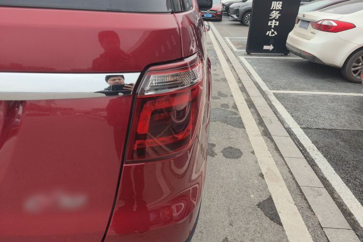 Used Oshan CX70 2016 1.6L manual luxury version