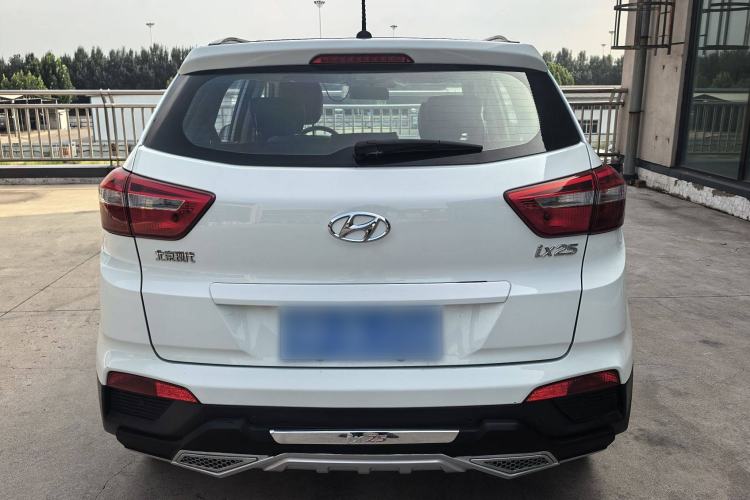 Used Hyundai ix25 2015 1.6L Automatic Two-Wheel Drive Smart GLS Trim
