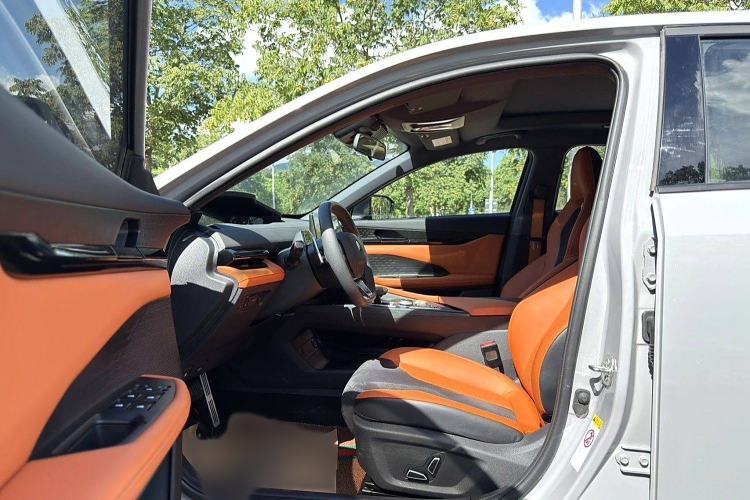 Used Changan UNI-V 2023 1.5T Sport Edition
