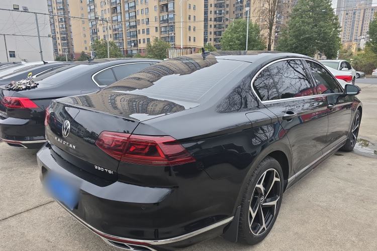 Used Volkswagen Magotan 2023 2 Million Units Commemorative Edition 330TSI DSG Luxury Version
