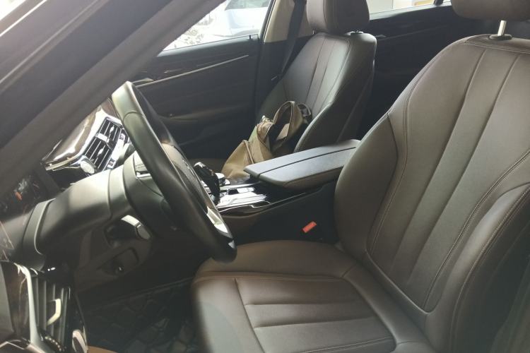 Used BMW 5 Series 2019 525Li Luxury Package
