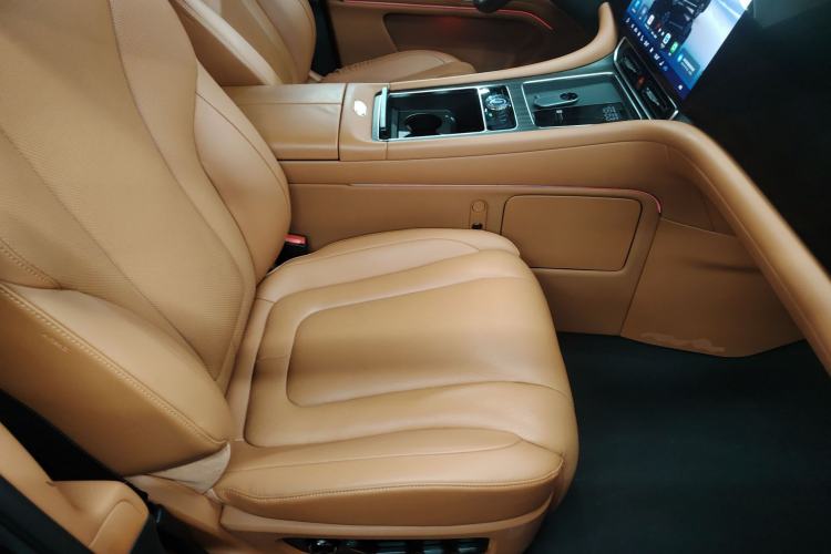 Used Hima AITO M9 2024 Range-Extended Max Edition 42 kWh 5-Seater Version
