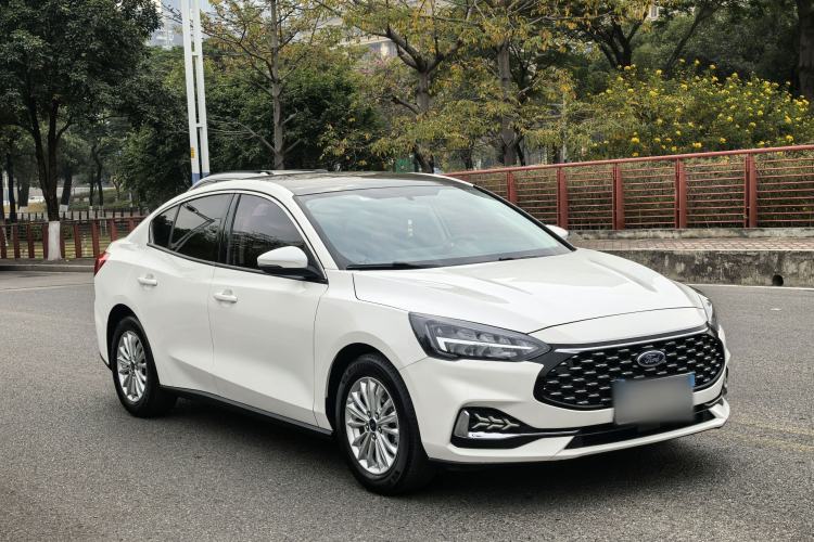 Used Ford Focus 2021 Sedan EcoBoost 180 Automatic Trendy Model