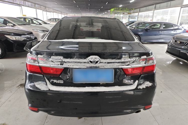 Used Toyota Camry 2016 2.0G 10th Anniversary Leading Edition
