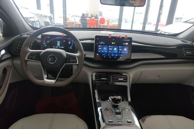 Used BYD Qin PLUS 2024 HONOR Edition DM-i 55KM Leading Model