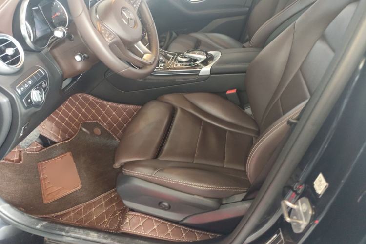 Used Mercedes-Benz GLC 2019 GLC 260 4MATIC Luxury Model