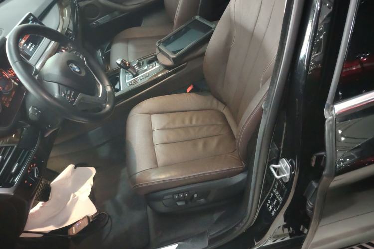 Used BMW X5 2017 xDrive28i
