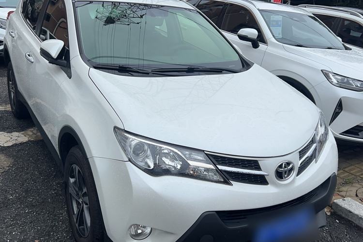 Used Toyota RAV4 2015 2.0L CVT Four-Wheel Drive New Edition
