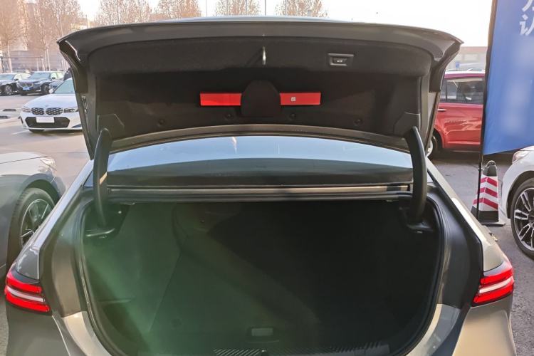 Used BMW i5 2024 eDrive 35L Luxury Package
