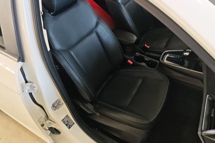 Used Ford Escort 2015 1.5L Automatic Fashion Model
