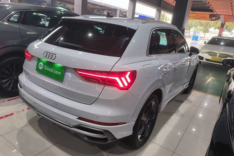 Used Audi Q3 2021 35 TFSI Fashion Dynamic Model