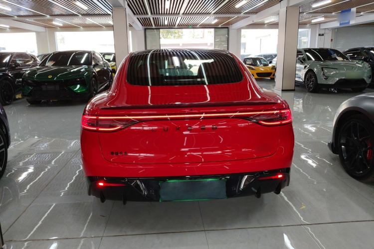 Used Hima Luxeed S7 2025 785 km Ultra