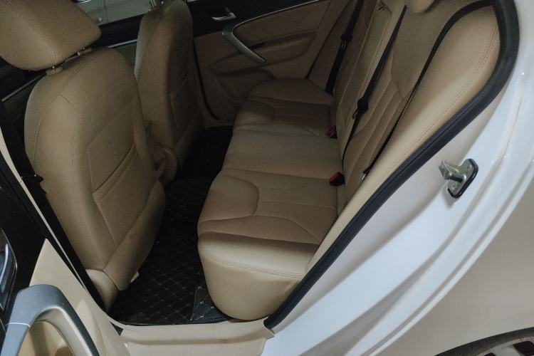 Used Geely Auto Emgrand 2017 Sedan Million Edition 1.5L CVT Luxury Model
