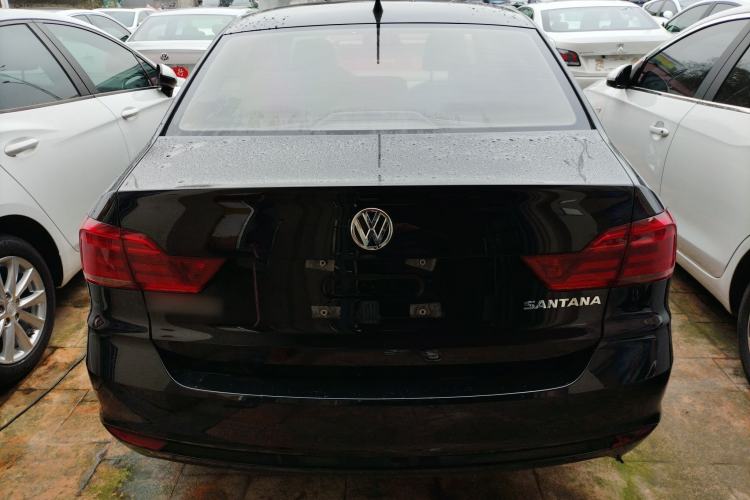 Used Volkswagen Santana 2018 1.5L Manual Comfort Edition
