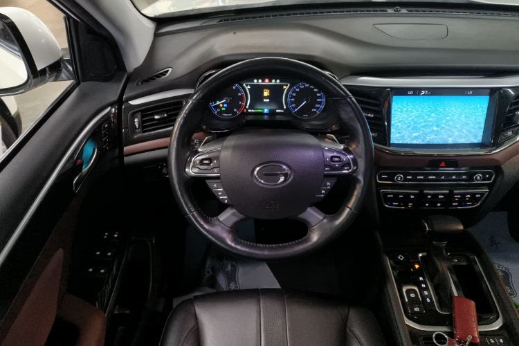 Used GAC Trumpchi GS8 2017 320T Two-Wheel Drive Luxury Smart Connectivity Version (7 Seats)
