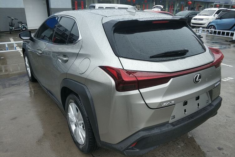 Used Lexus UX 2022 260h Explore-Cool Edition
