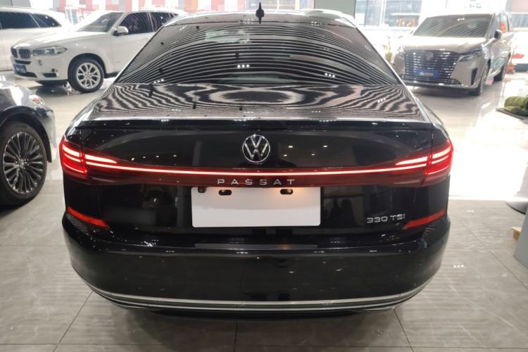 Used Volkswagen Passat 2022 330TSI Luxury Edition
