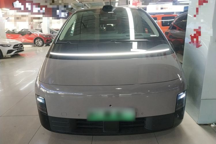 Used Li Auto MEGA 2024 Ultra Model
