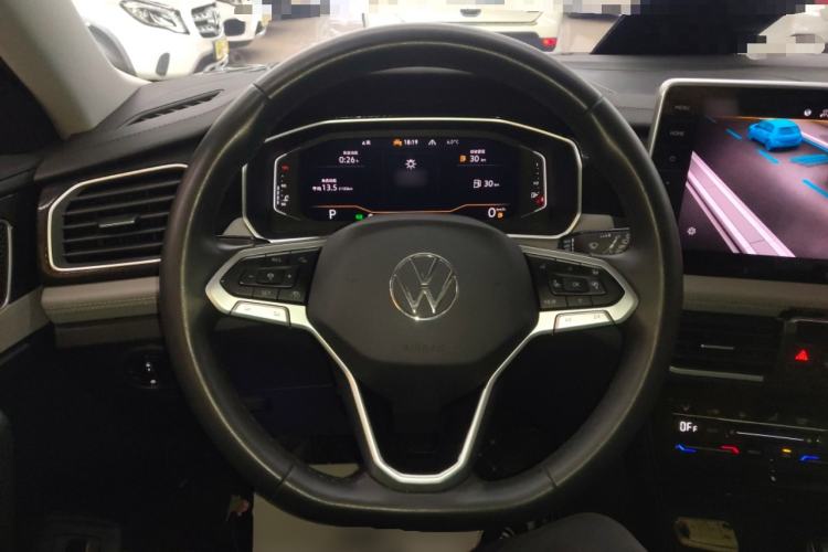 Used Volkswagen Tayron 2023 330TSI Two-Wheel-Drive Luxury Plus Advanced Version
