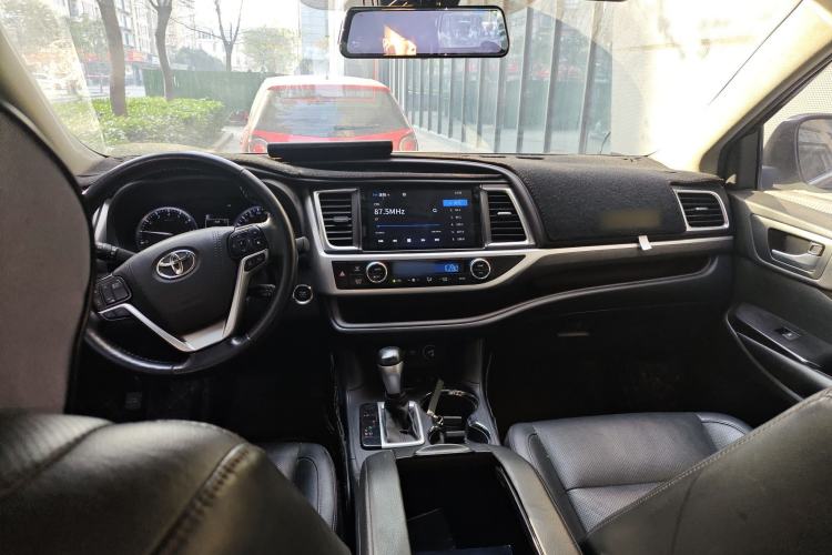 Used Toyota Highlander 2018 2.0T Four-Wheel Drive Supreme Edition 7-Seater China VI
