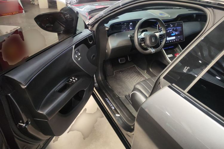 Used  11 2023 Long-Range Single-Motor Version 5 Seats